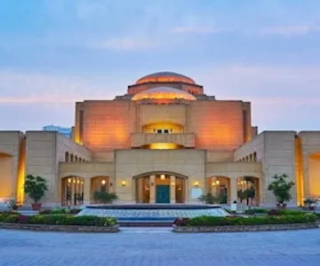 Cairo: Guided Tour with Opera House